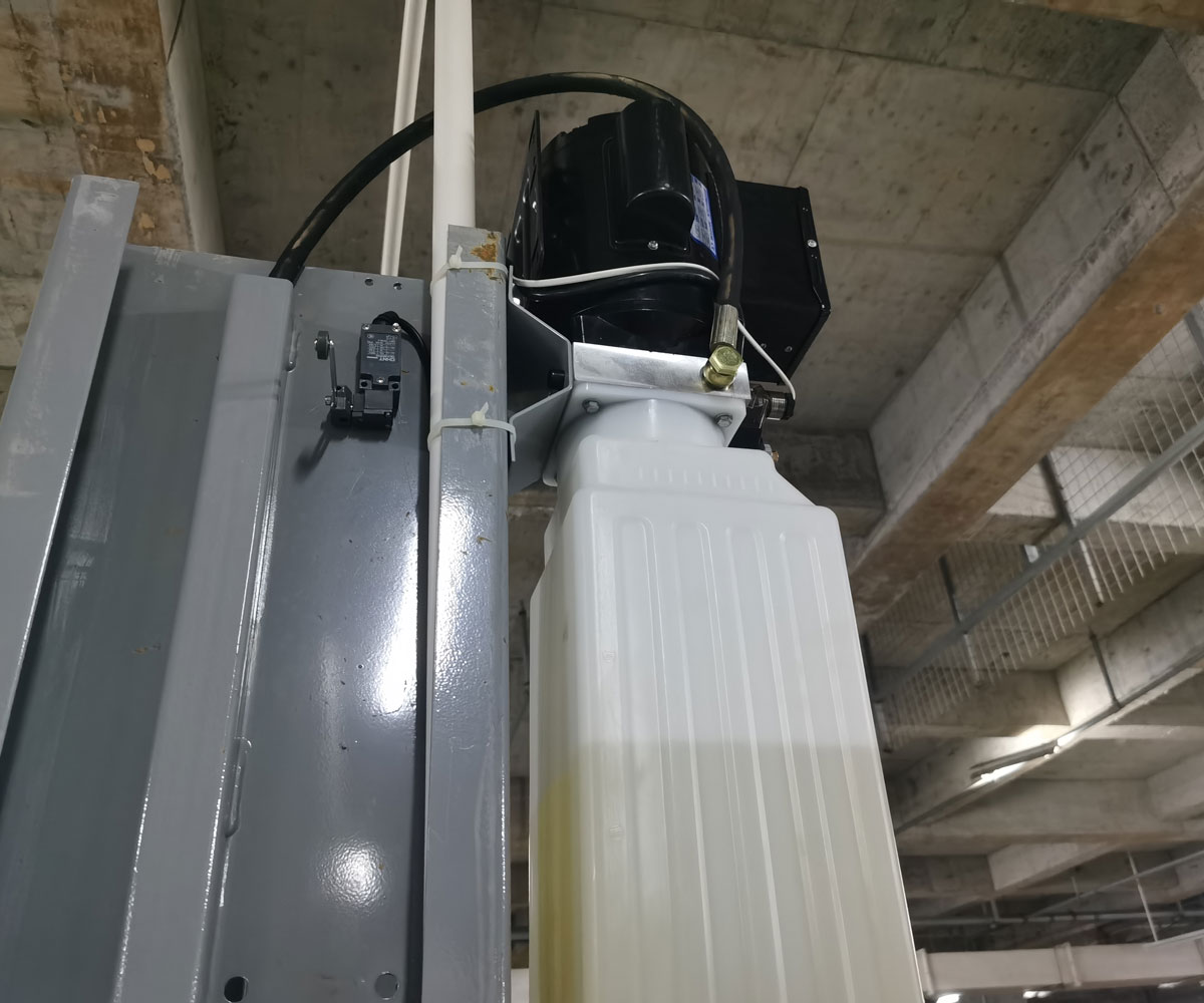 萬源二層簡易升降類機械停車庫維保