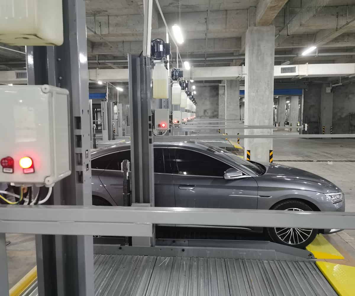 家用簡易升降類機械式停車設(shè)備過驗收.jpg